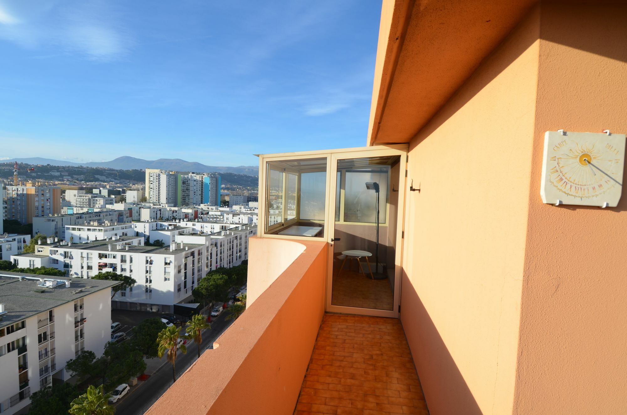 Appartement Rooftop 8 Personnes Grande Terrasse Avec Parking Quartier Aeroport Nice Bagian luar foto