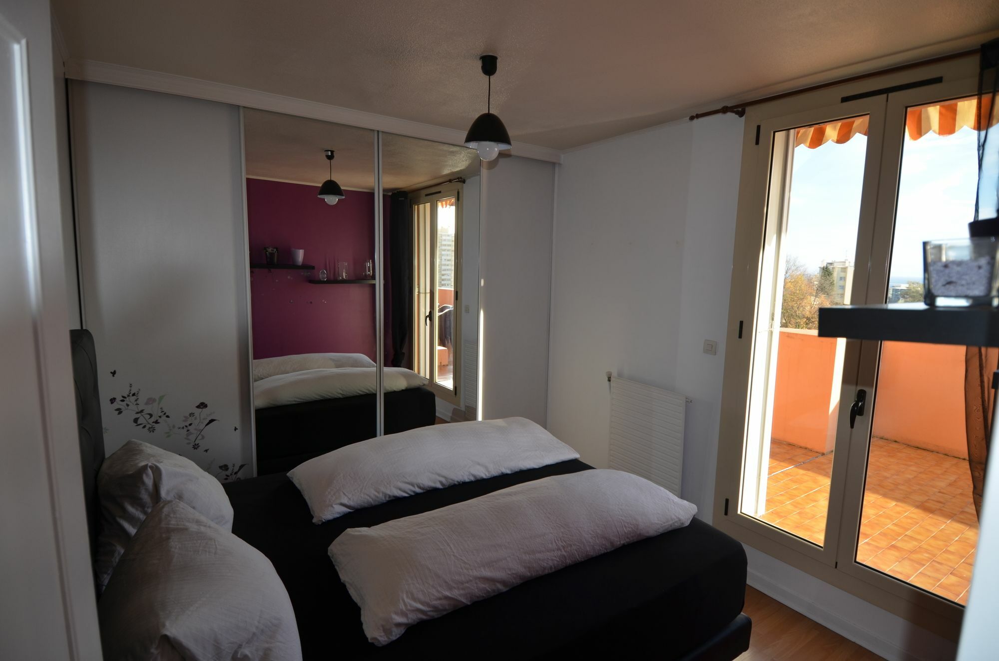 Appartement Rooftop 8 Personnes Grande Terrasse Avec Parking Quartier Aeroport Nice Bagian luar foto